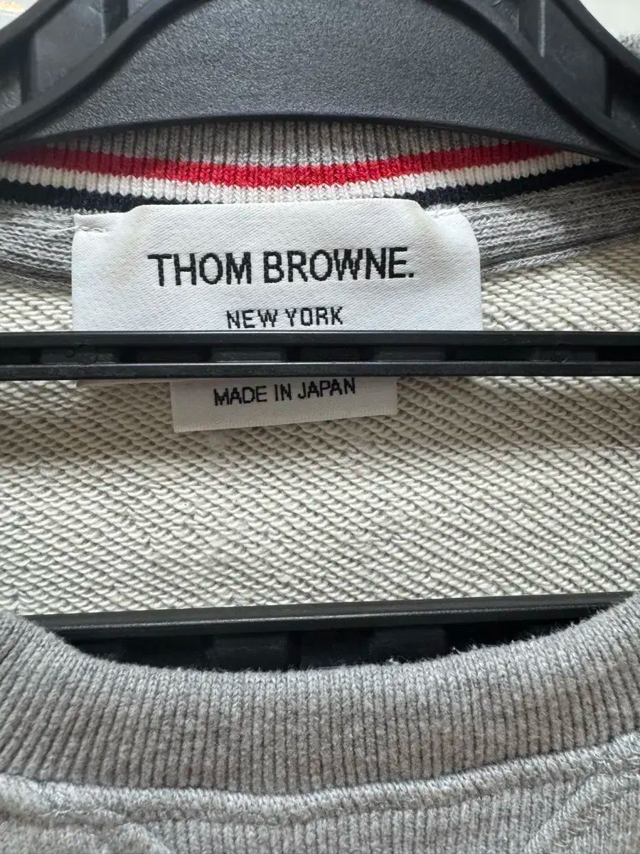 Thom Browne トム ブラウン グレー パーカー 4 ライン 袖ストライプ 2 サイズ