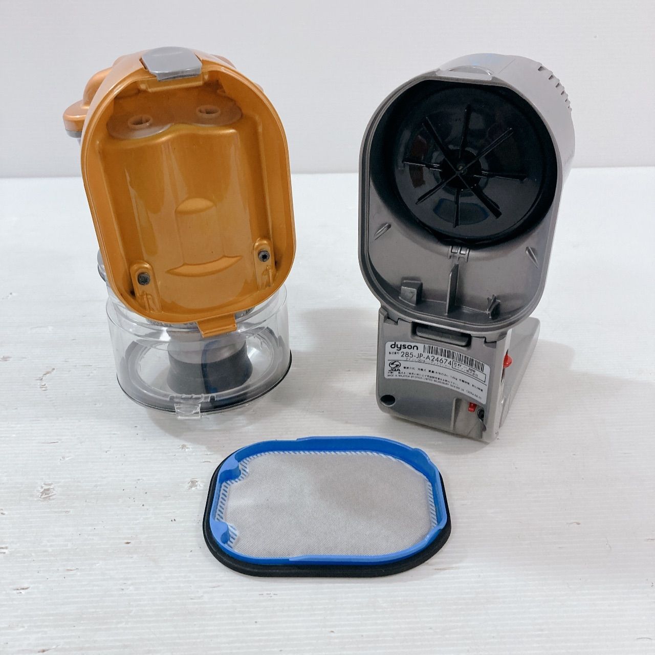 dyson ダイソン サイクロン式 ハンディクリーナー DC16 root6