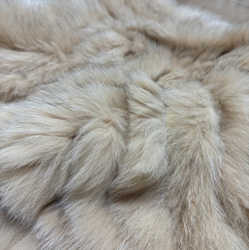 NORTHERNWORLD BY mizuno 　SAGA FURS　ブルーフォックス　ファーベスト　キャメル　L NORTHERNWORLD BY mizuno SAGA FURS ブルーフォックス ファー