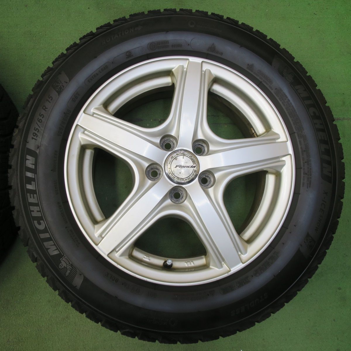 65R15 スタッドレス