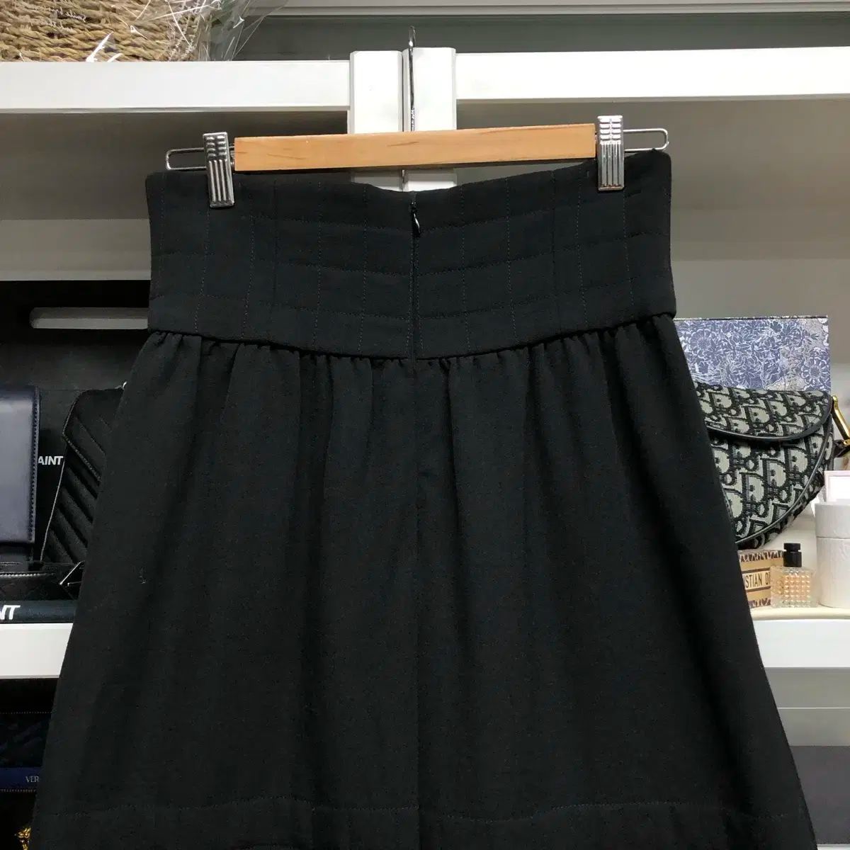 CHANEL シャネル キルティングミニスカート 38 CHANEL シャネル キルティングミニスカート 38