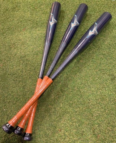 初回特典付き！ ミズノ MIZUNO 軟式用ビヨンドマックスレガシーフ ミドル バットケース付 野球 軟式 カーボンバット ビヨマ 23FW 1CJBR168 激安特価で販売中！