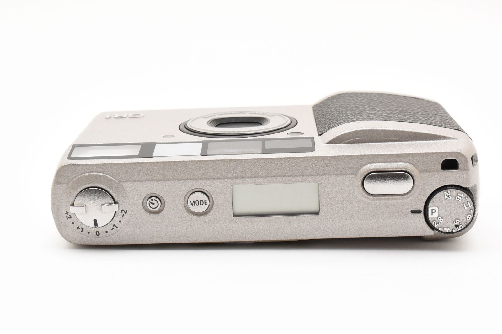 F2.8 コンパクト