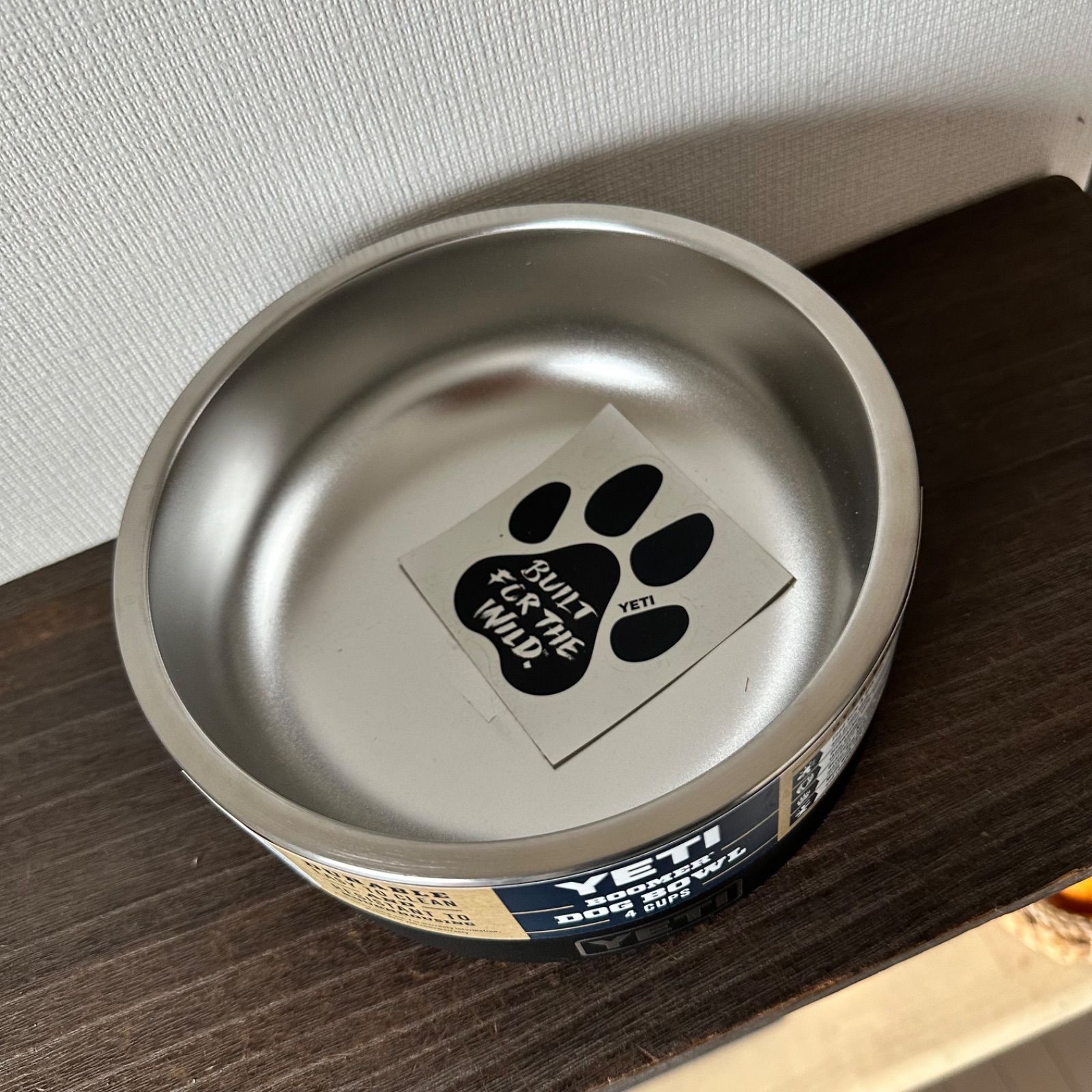 YET I イエティのドッグボウル　犬　餌入れ YET I イエティのドッグボウル犬餌入れ