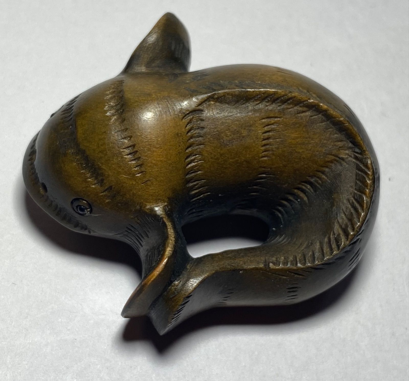 柘植根付 置物 魚 黄楊繊細彫刻 木製。 - メルカリ