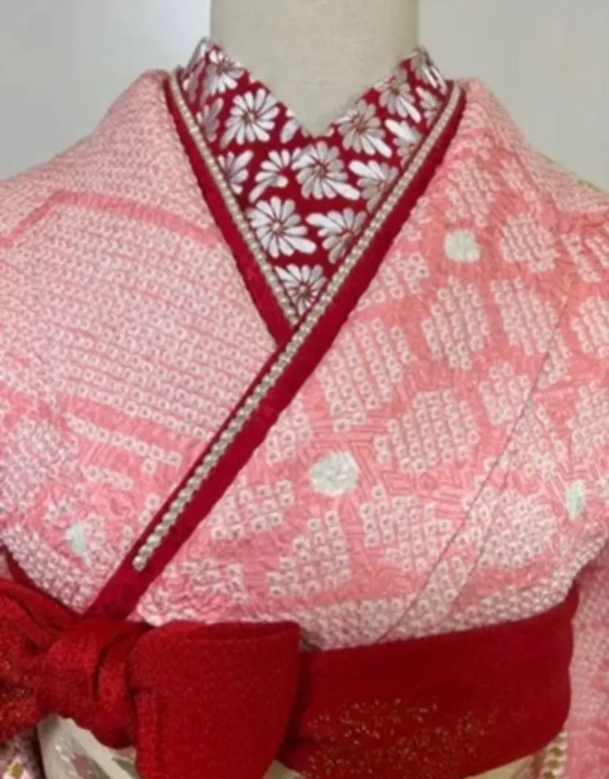 ミー様専用 振袖フルセット ホワイト×ピンク 桐の刺繍と絞り