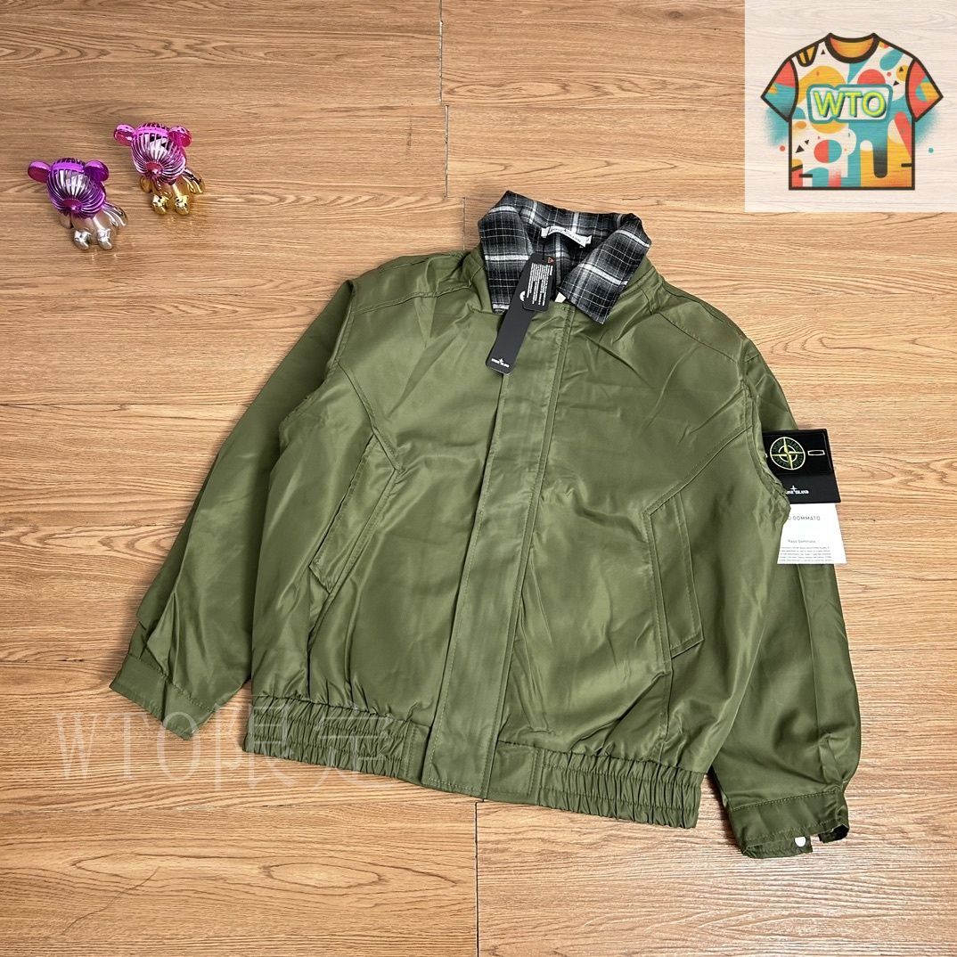 Stone Island チェック柄 ジャケットMサイズ Stone Island チェック柄 ジャケットMサイズ