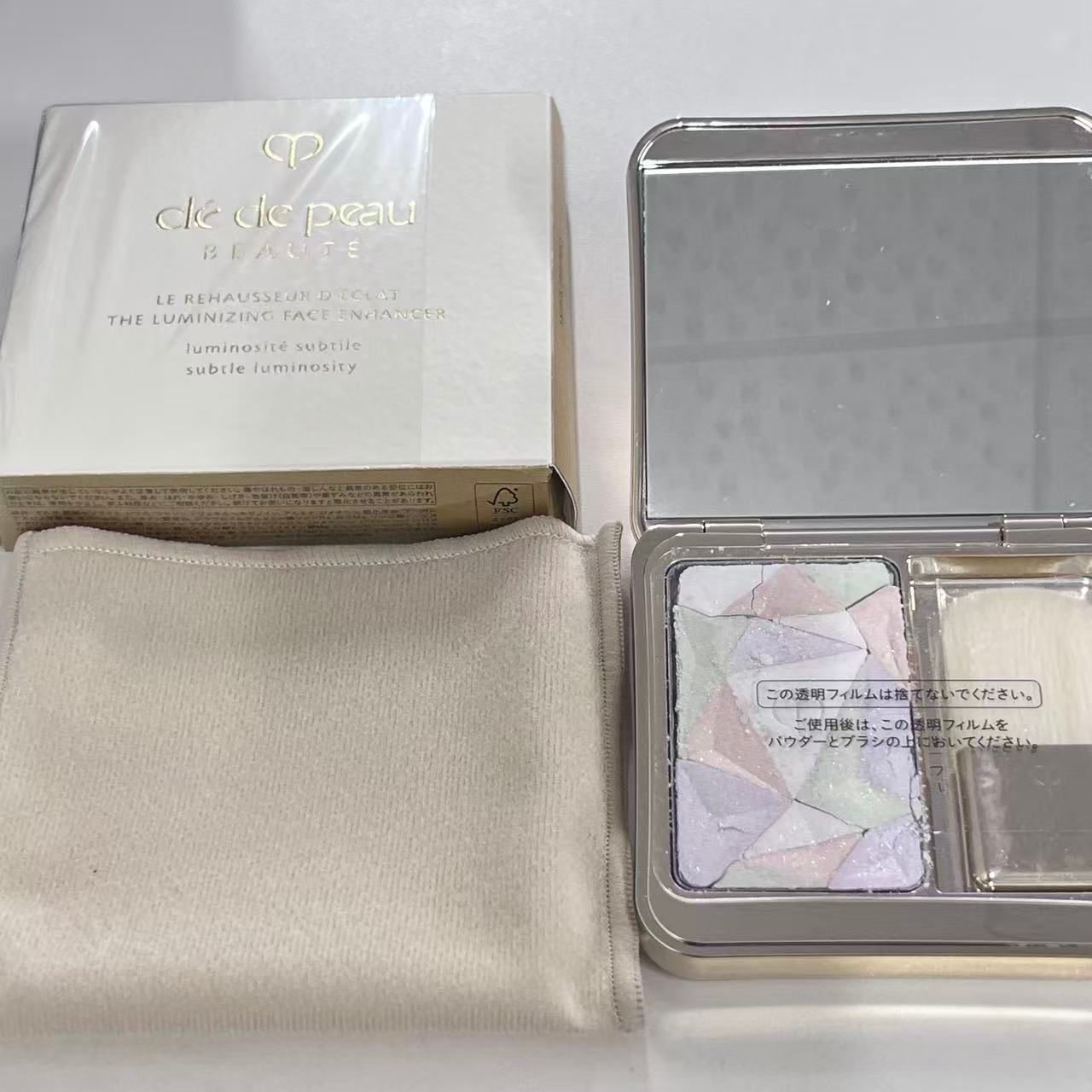 Celestial Sparks ハイライトパウダー 10g Celestial Sparks ハイ