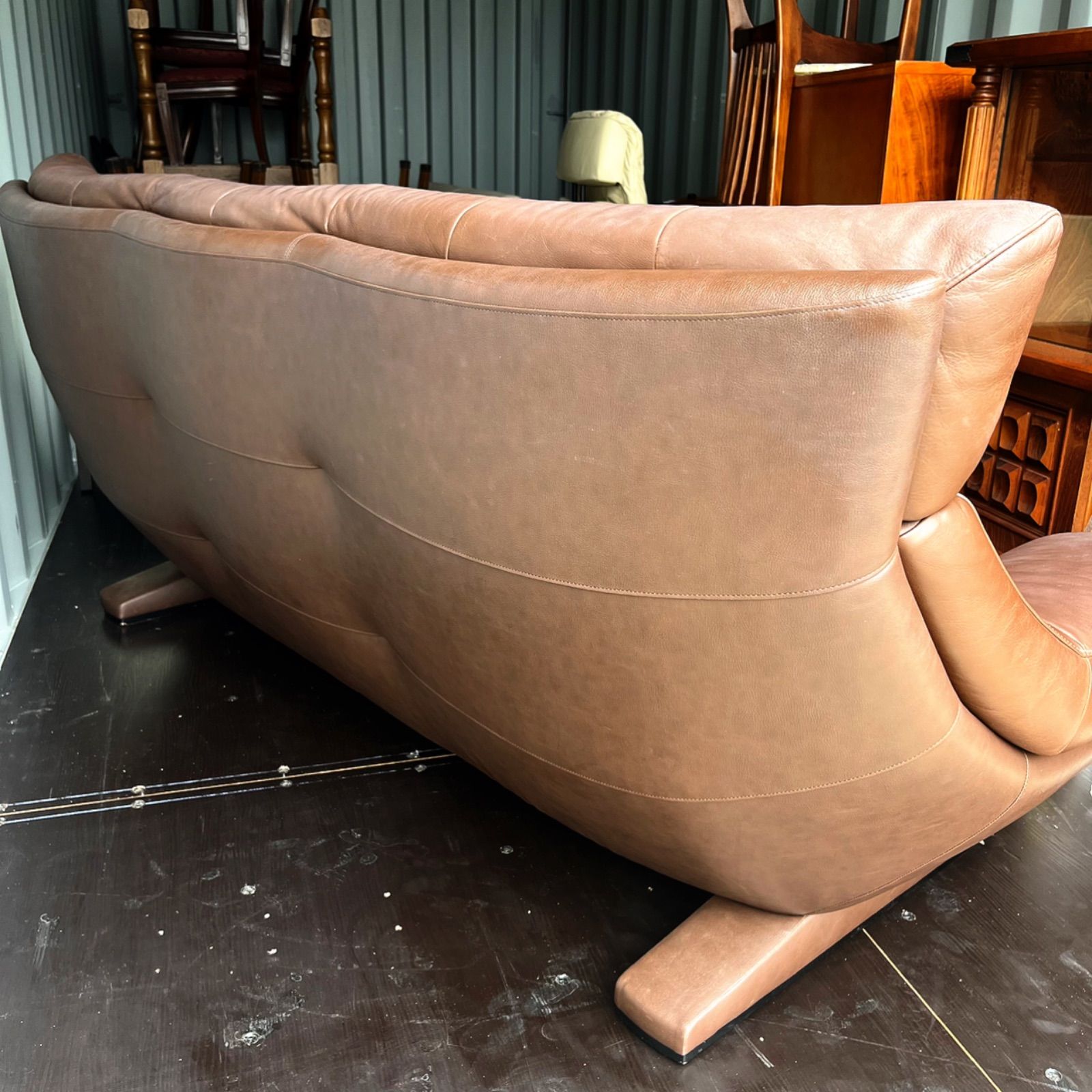 取付無料！カリモク家具 北欧風本革ココアブラウン3人掛けソファ