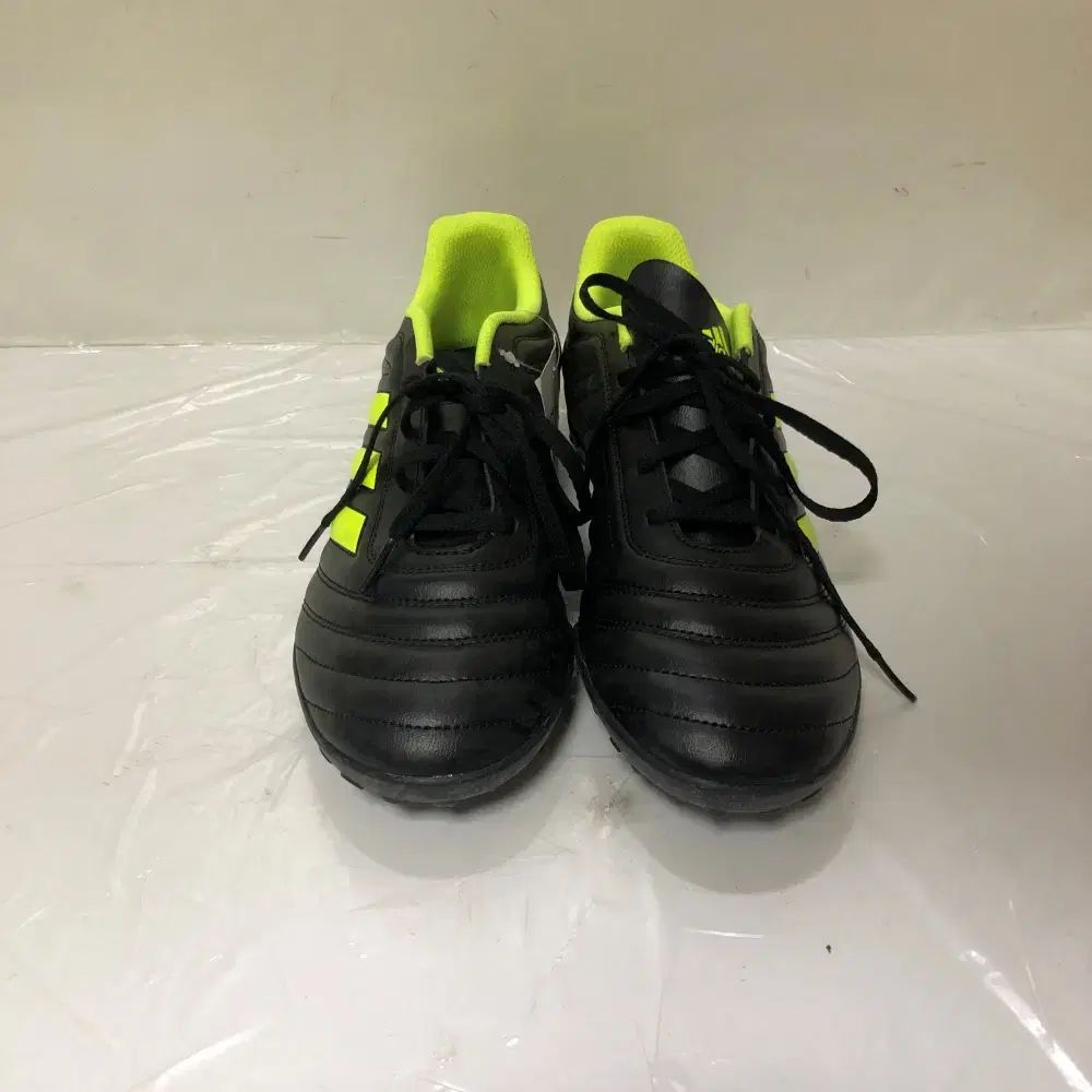 新品 Adidas(アディダス) サッカーシューズ 290mm @ 9961