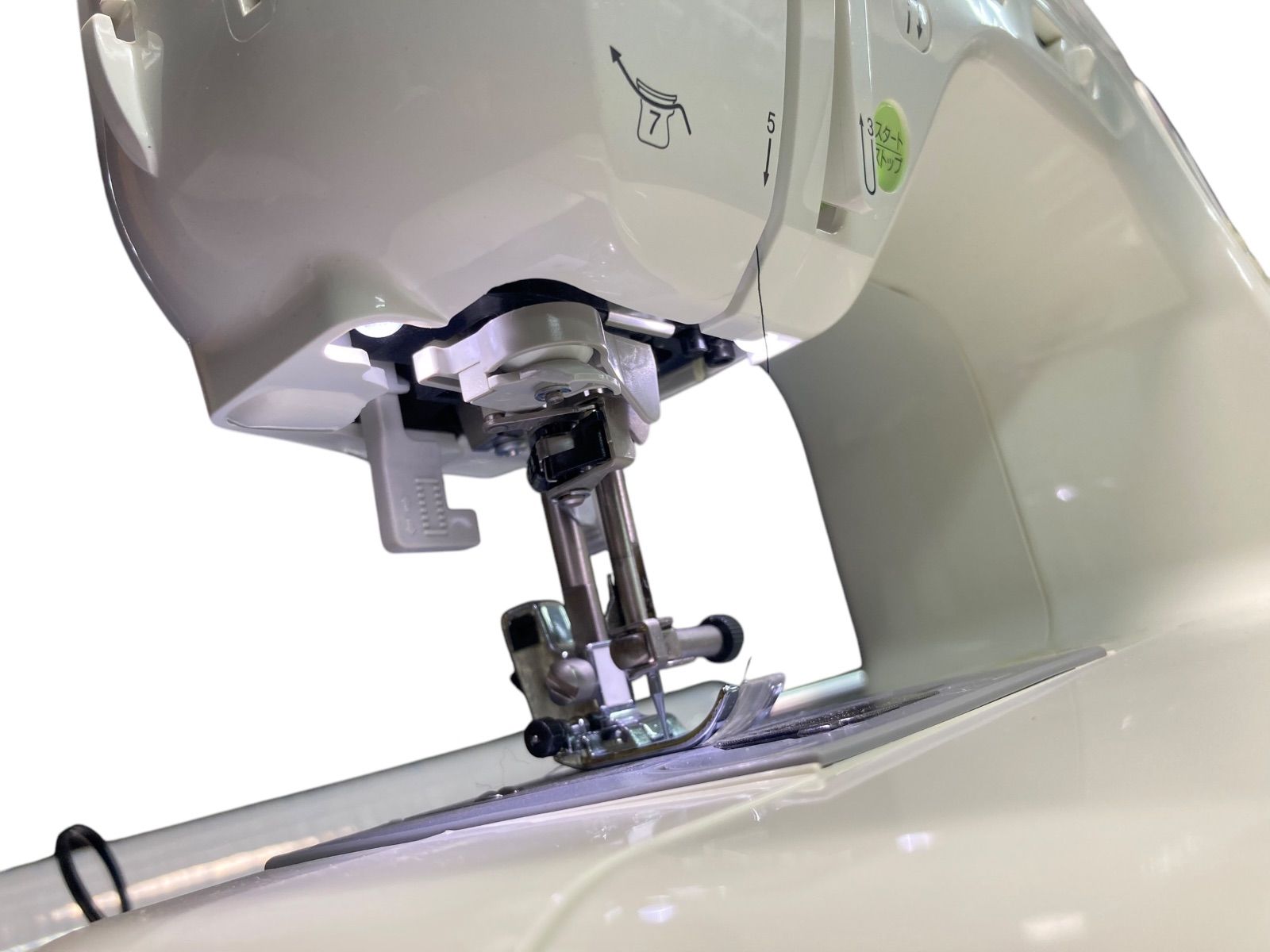 美品　ブラザー　コンピューターミシン本体　BF-6500　フットコントローラー付 美品 ブラザー コンピューターミシン本体 BF-6500 フット