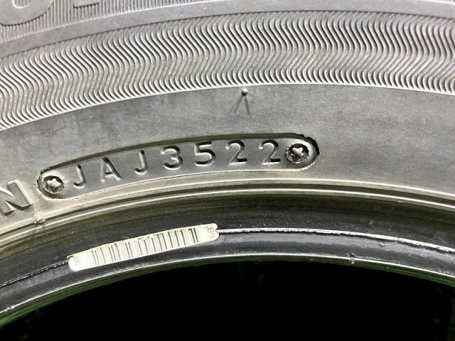 スタッドレス
