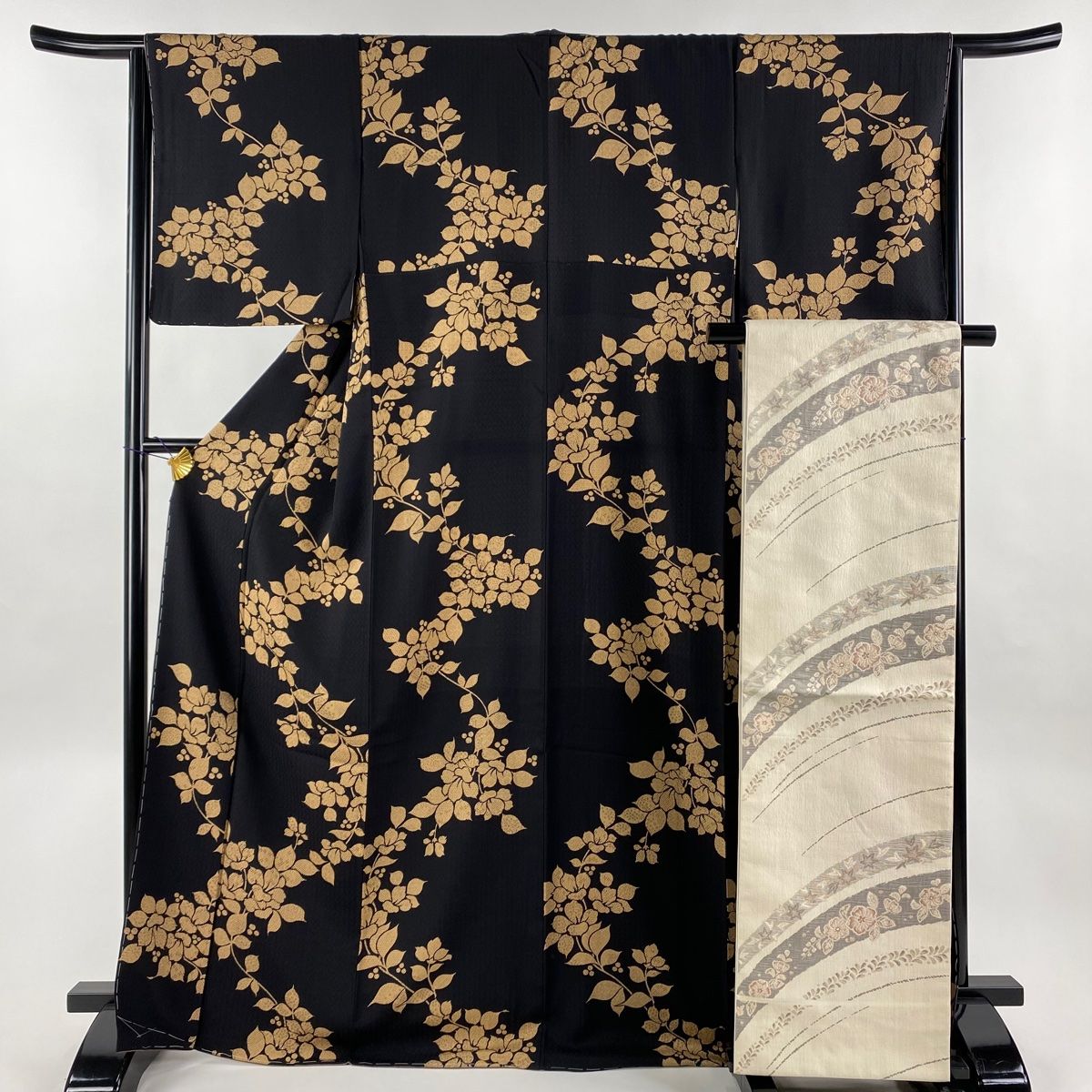 遺品整理】琉球切手 ドラゴンデザインの未使用切手シート ショップ