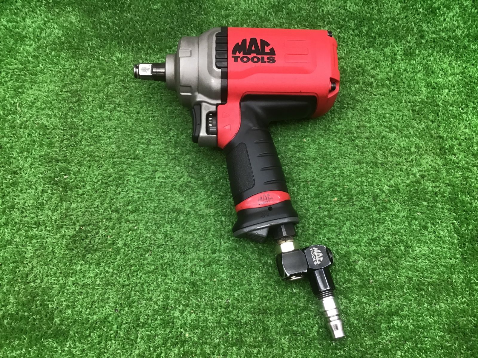 動作品 マックツールMACTOOLS♪1|2エアインパクトレンチ AWP050♪860N ｍ♪アクトツール富山店♪BＲ