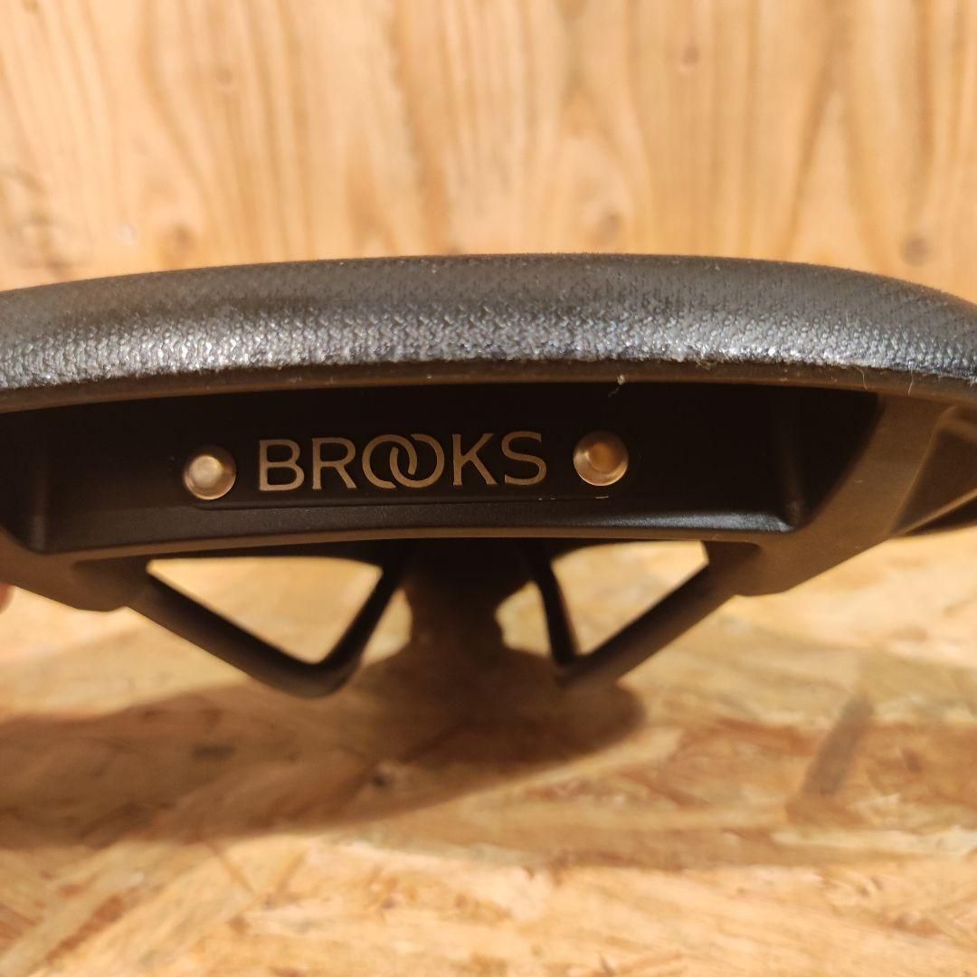 快適サドルをお探しならこれ！BROOKS Cambium C67 クロモリフレームやコミューター、ポタリングにもおすすめのサドルです！!