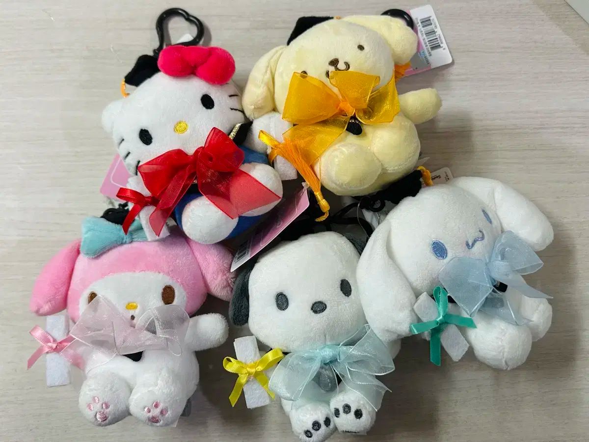 ハローキティクリアケース マイメロディぬいぐるみキーホルダー