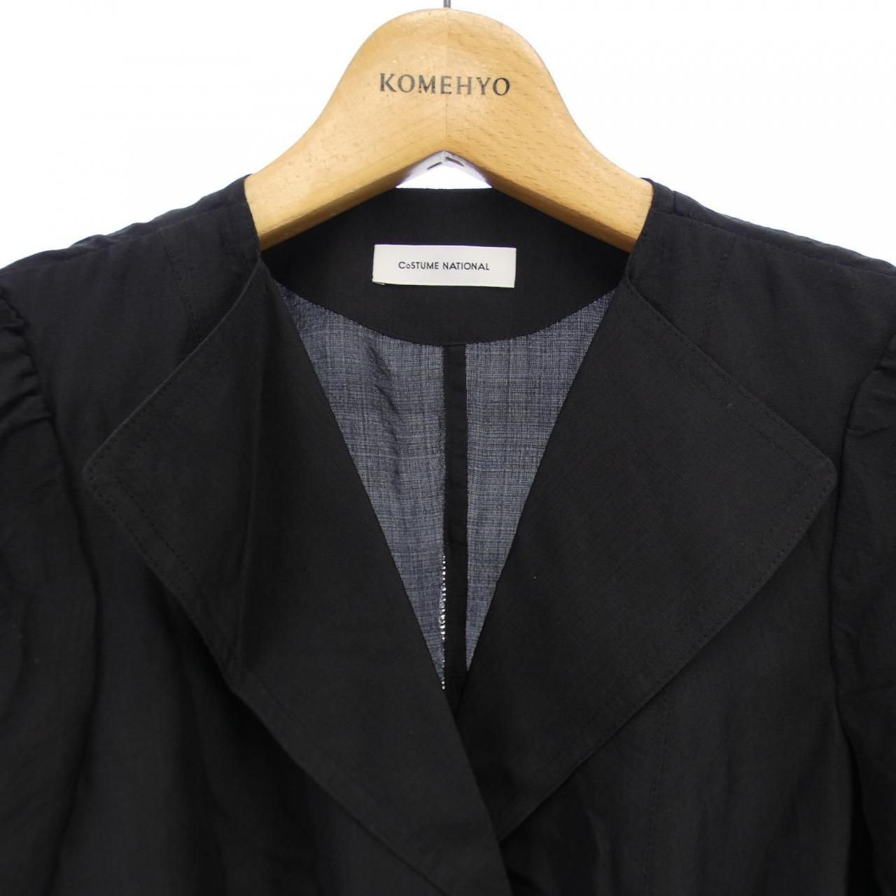 CoSTUME NATIONAL