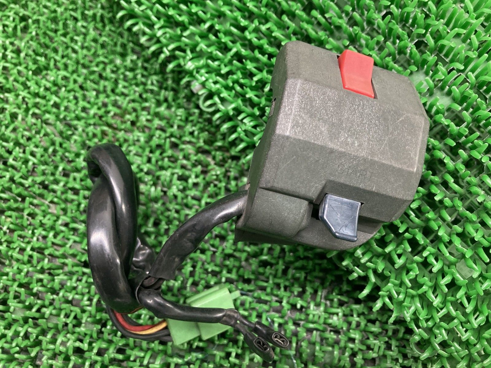 ゼファー750 ハンドルスイッチ 右 カワサキ 純正 バイク 部品 ZR750C