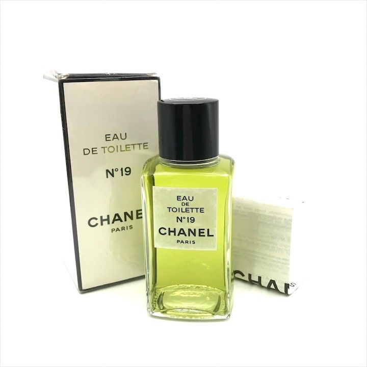 新品未使用 CHANEL シャネル No19 オードトワレ 香水 100ml 箱付き