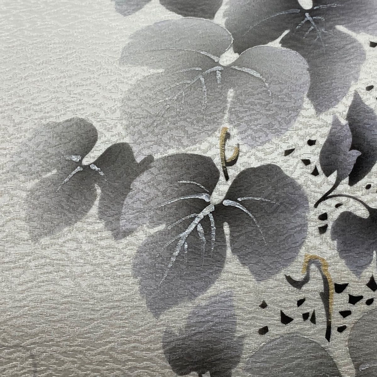袋帯 美品 逸品 菅有鬼一 落款 蔦 金銀彩 白 六通 正絹 【中古 