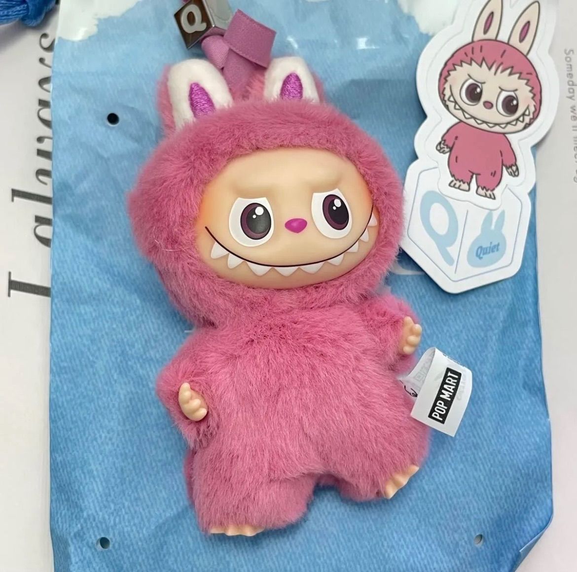 ラブブ PIN FOR LOVE POPMART イニシャル Q ぬいぐるみ LABUBU