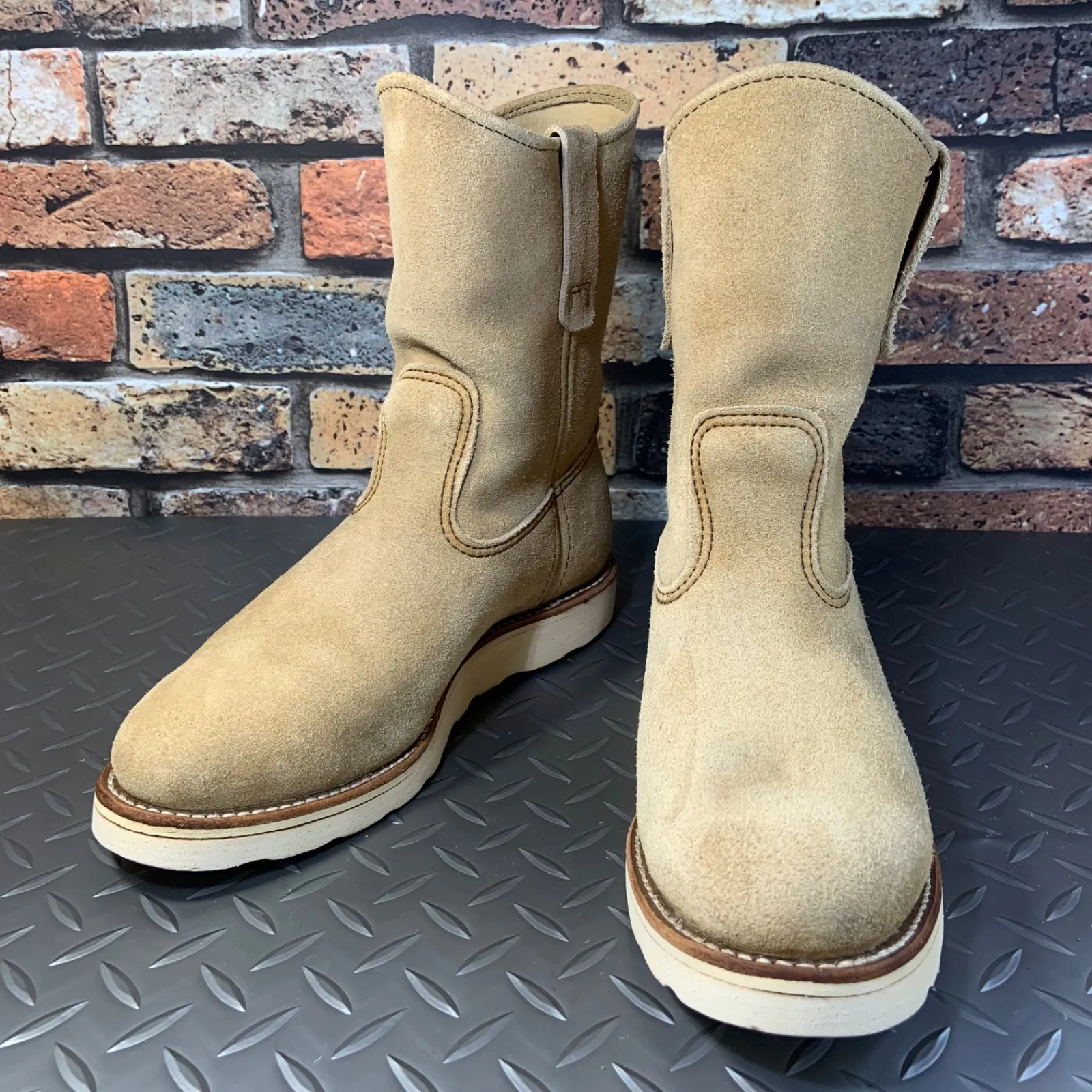 ⭐️希少・廃盤⭐️ RED WING ペコスブーツ 羽タグ 8168 US8.5 ⭐️希少・廃盤⭐️ RED WING ペコスブーツ 羽タグ 8168 US8.5