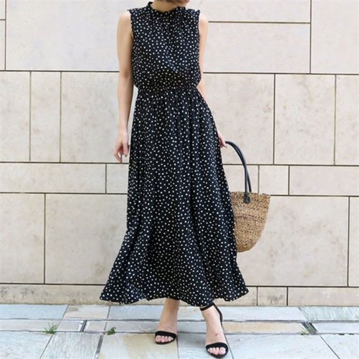 PLEATS PLEASE ドット柄ノースリーブロングワンピース ドット柄 ノースリーブ ロングワンピース - メルカリ
