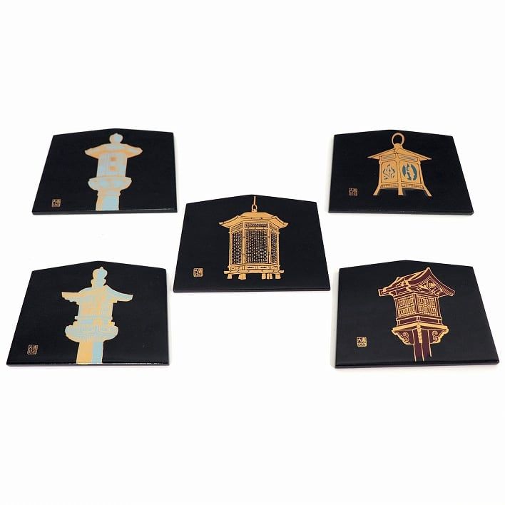 ミニ灯籠 石 灯篭 灯籠 燈籠 灯ろう 蟷螂 とうろう 天然御影石 春日型