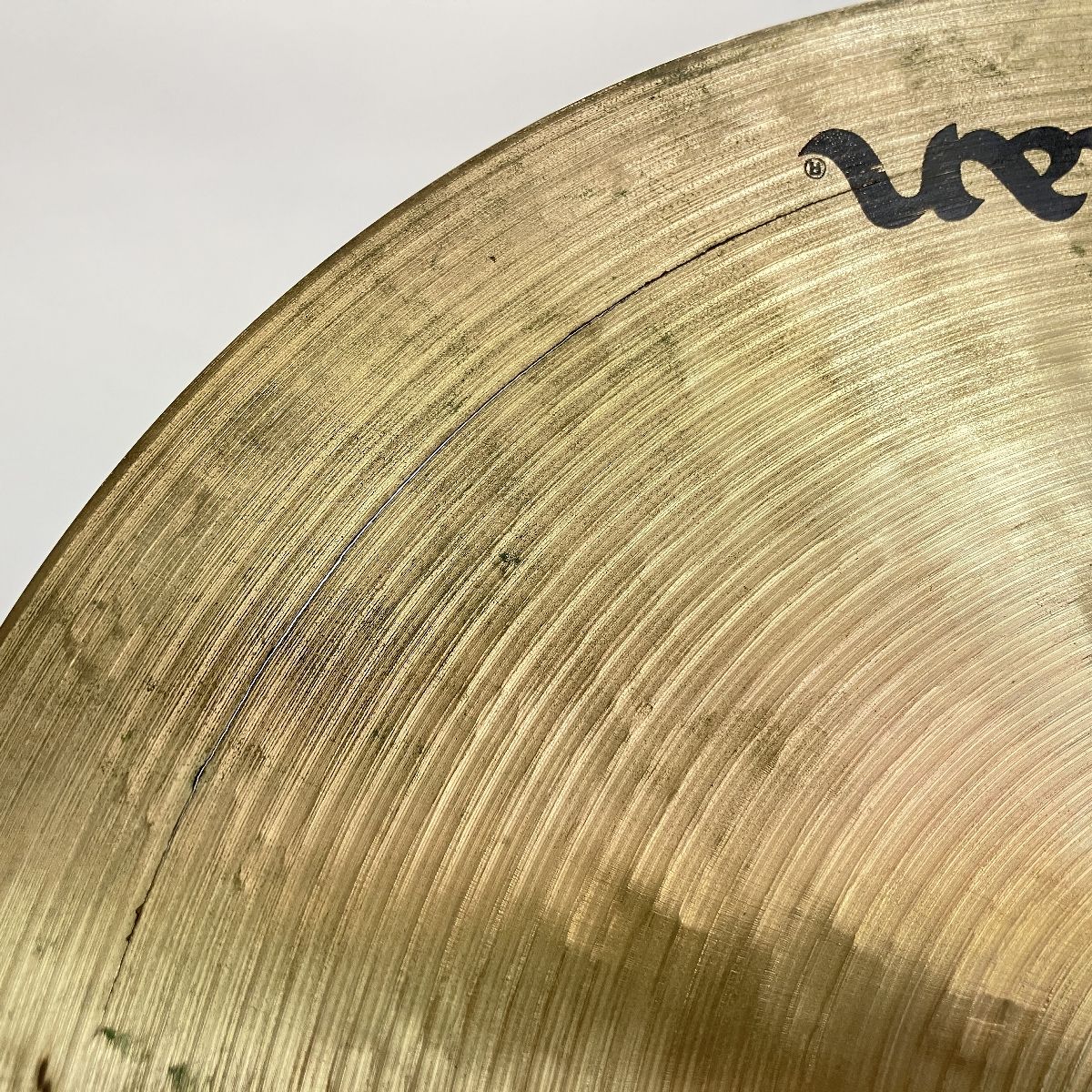 クラッシュシンバル 割れあり