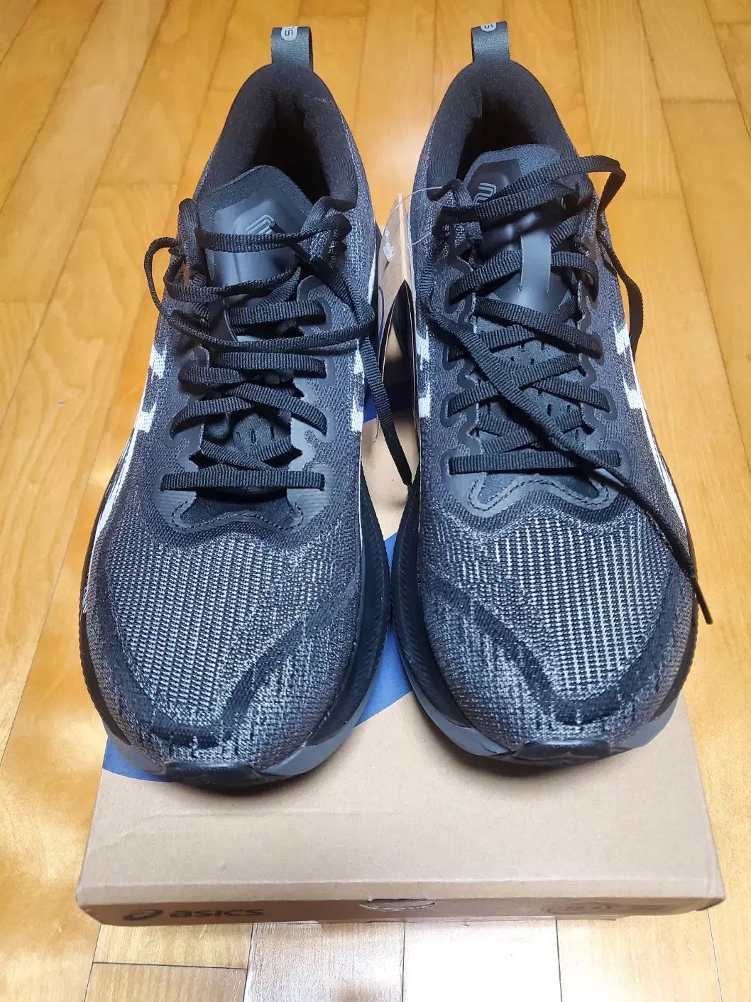Asics(アシックス) スーパーブラスト 2 黒 白 280 - メルカリ