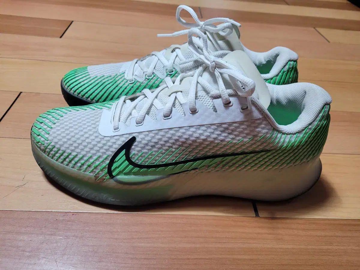 NIKE ナイキ コート エア ズーム ヴェイパー プロ 11 テニスシューズ 290mm
