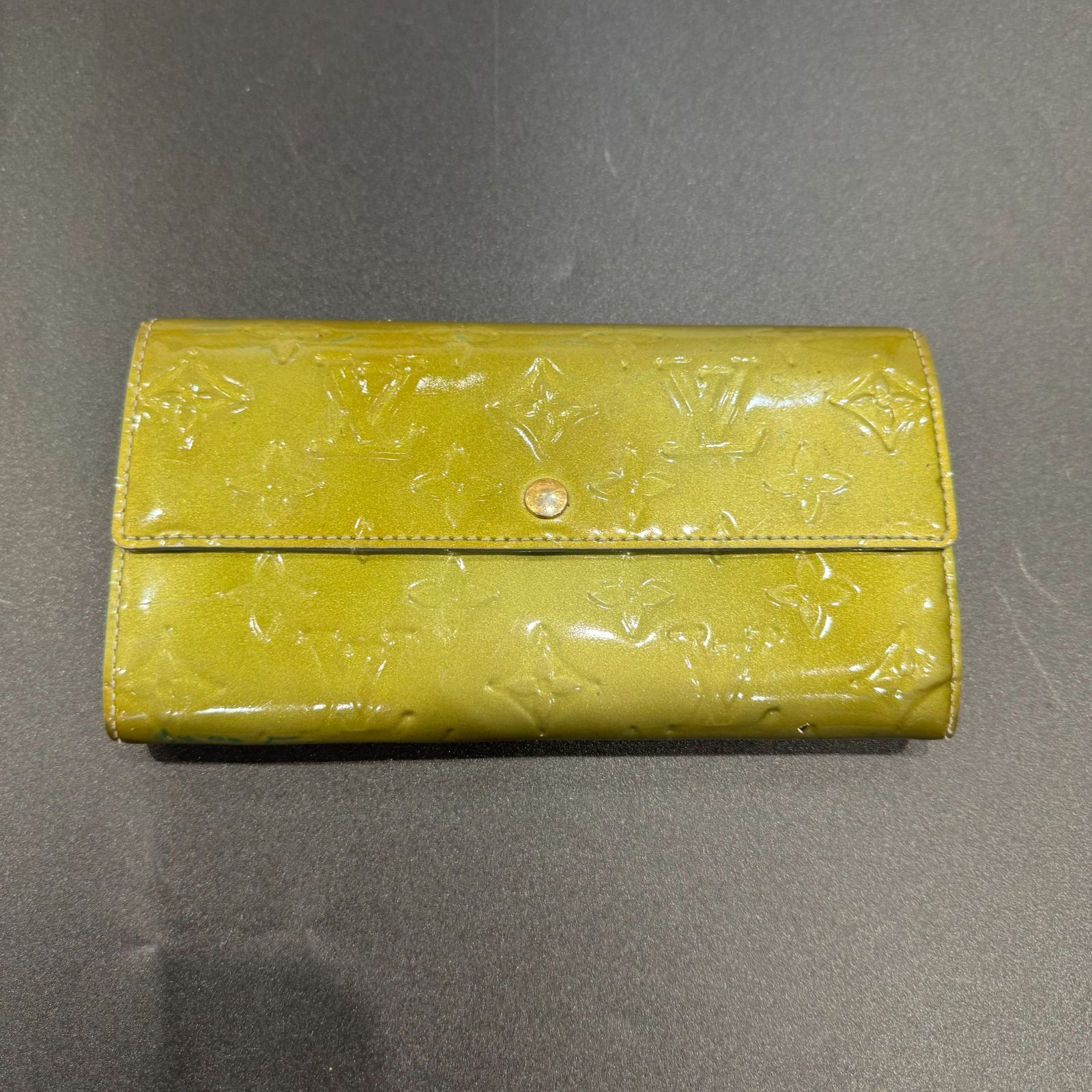 ルイヴィトン 財布 モノグラムヴェルニ サラ B25074109 - メルカリ