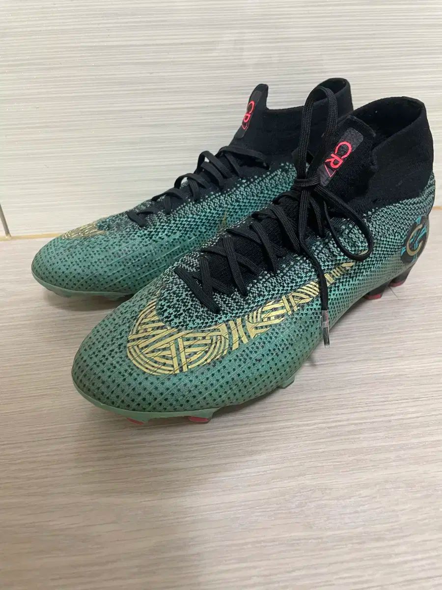 激レア」Nike Mercurial サッカーシューズ グレー⁄レッド ナイキ