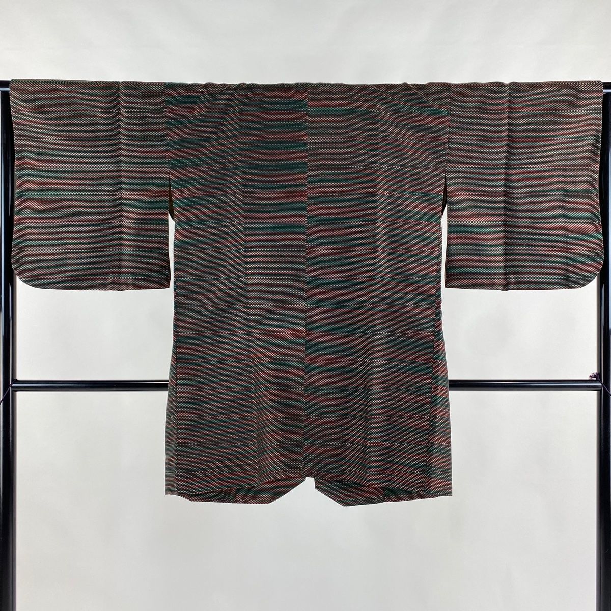 道中着 身丈89cm 裄丈64cm M 和装コート 横縞 幾何学 黒 正絹 名品