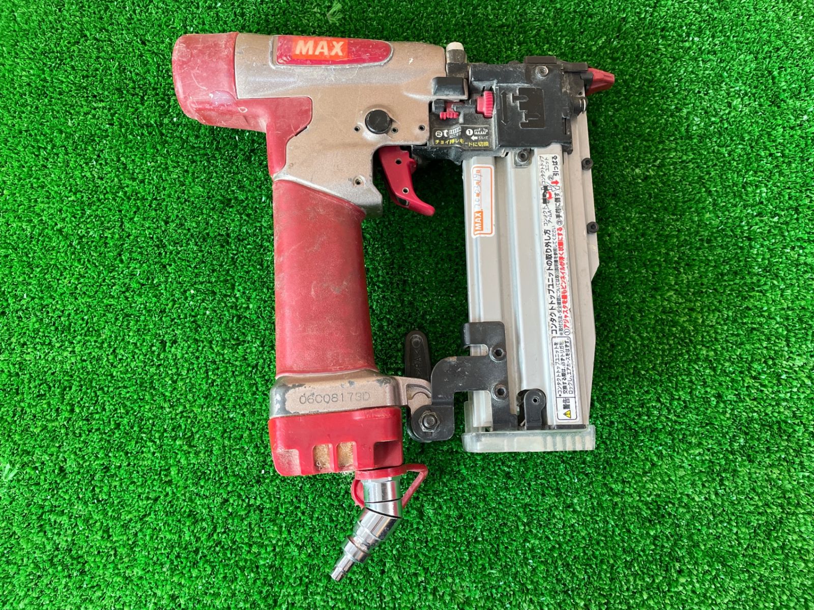 日立釘打ち機NV 50AF3 エア不足品 日立 - ☆中古品☆HITACHI