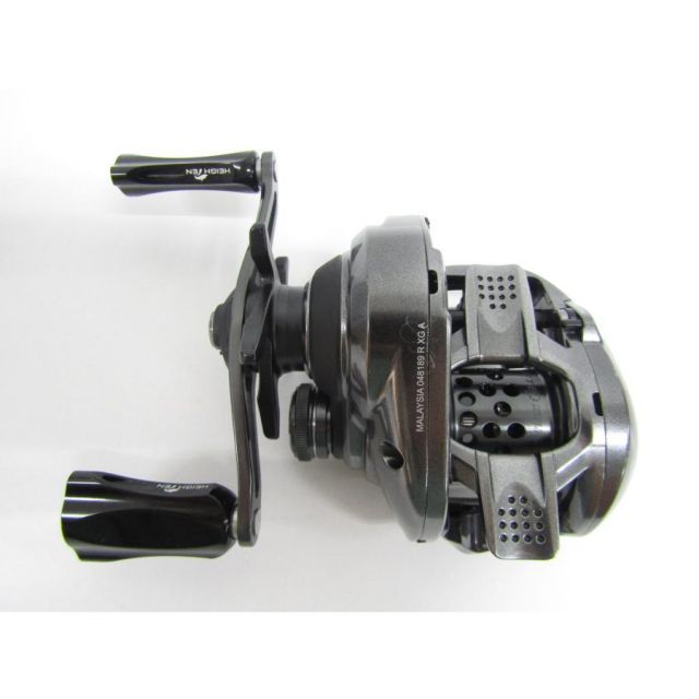 RIGHT ベイトリール