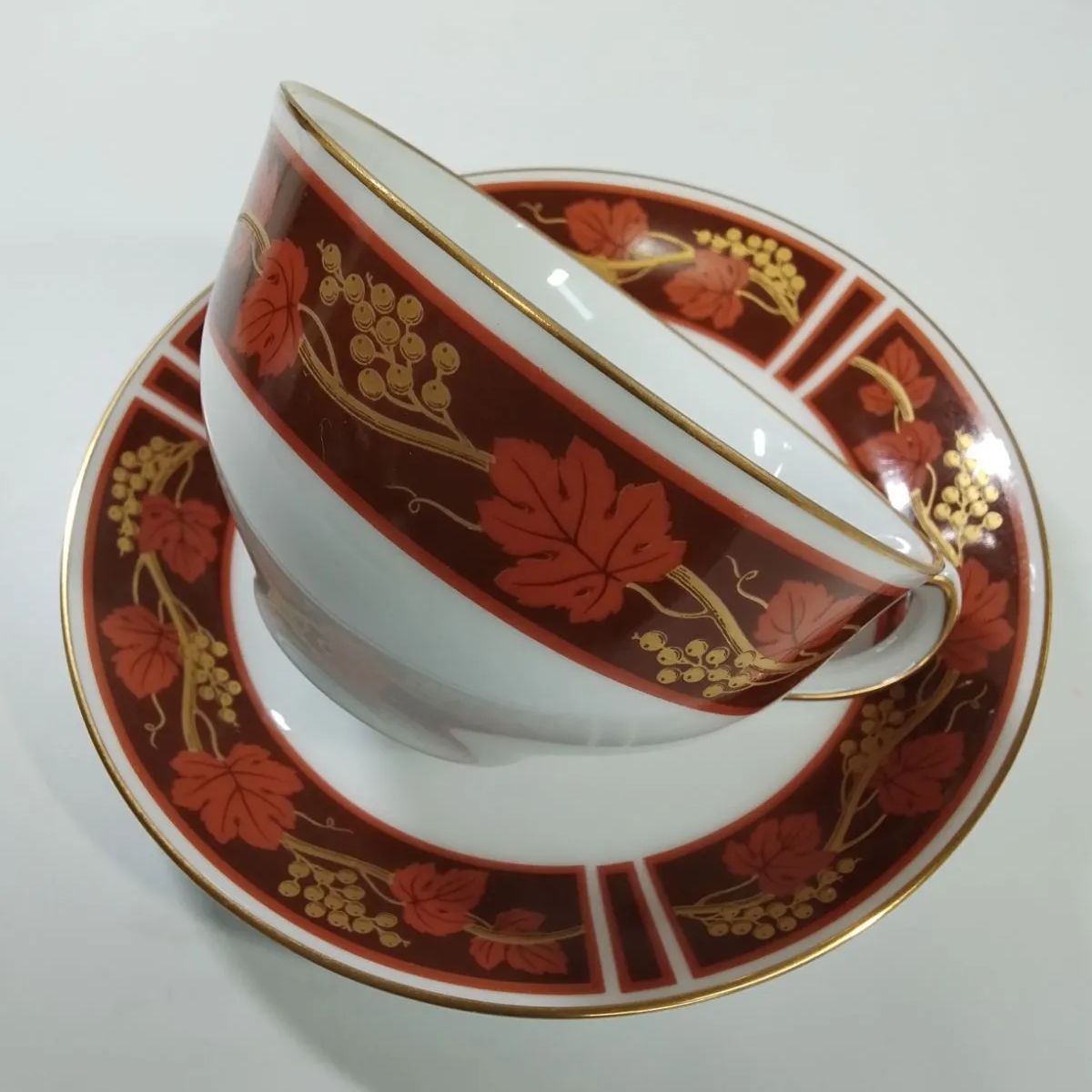 宮内庁御用達 大倉陶園 日本製 カップ-ソーサー 葡萄柄 6客セット NO 00971 USTAUSTRALIA_COM_AU