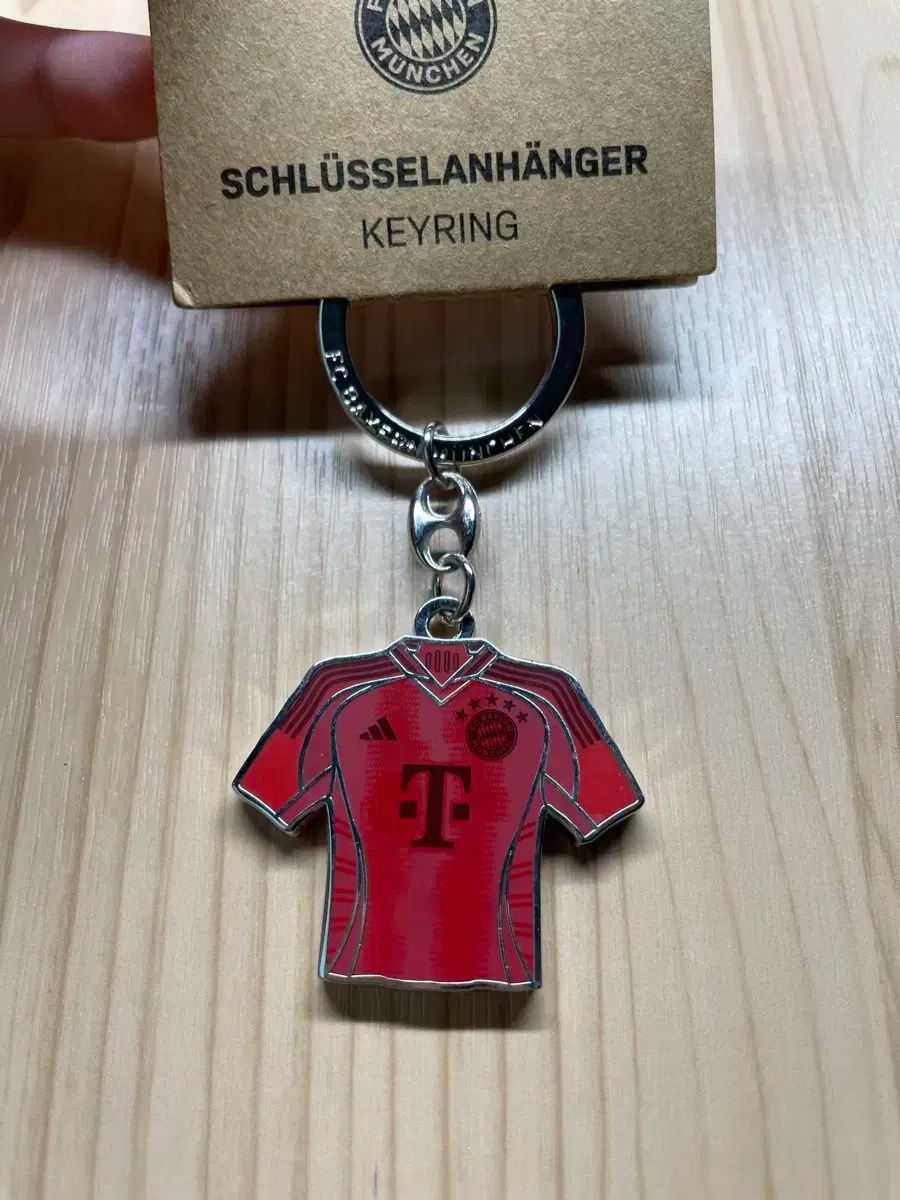 FCバイエルンミュンヘン キーホルダー FCバイエルン・ミュンヘン オフィシャル 正規品 キーホルダー NIKE