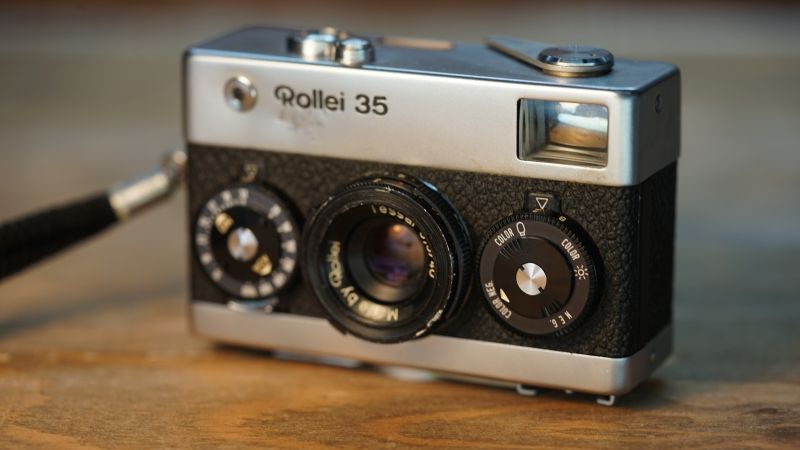 8657 良品 Rollei 35 露出計OK シンガポール製 シルバー - メルカリ