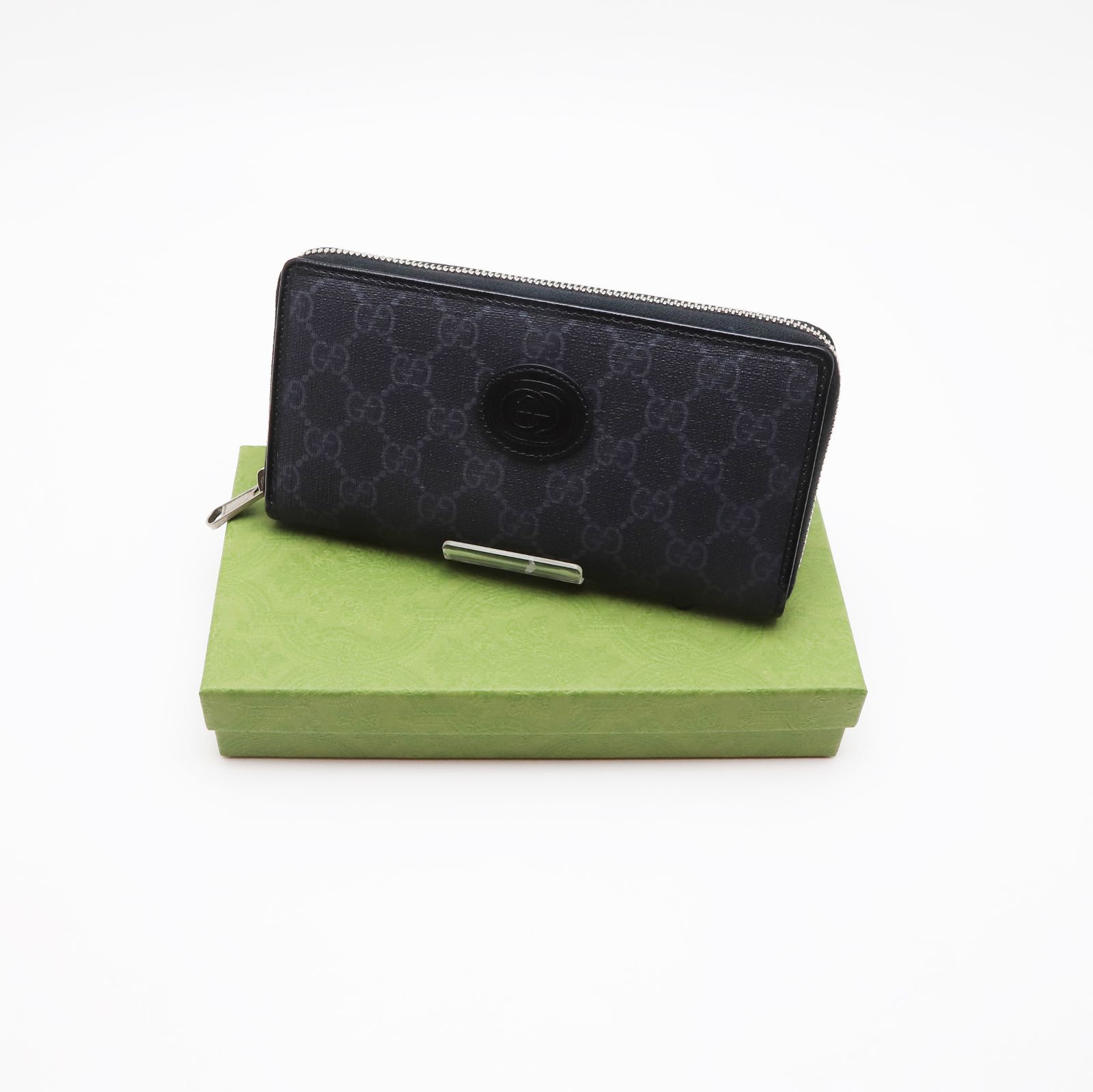 グッチGucci インターロッキングG ジップアラウンドウォレッド