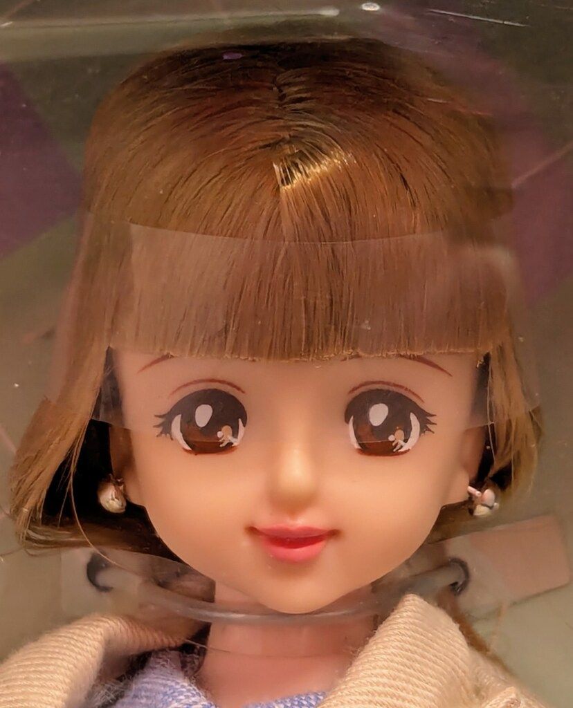 タカラジェニーちゃん「15周年アンバーサリジェニー」 タカラジェニーちゃん「15周年アンバーサリジェニー」