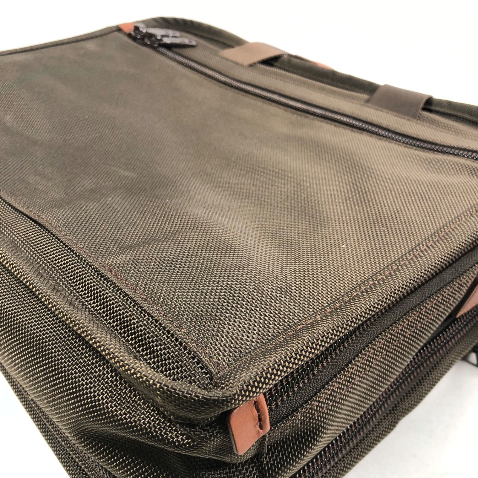 ビジネスバッグ