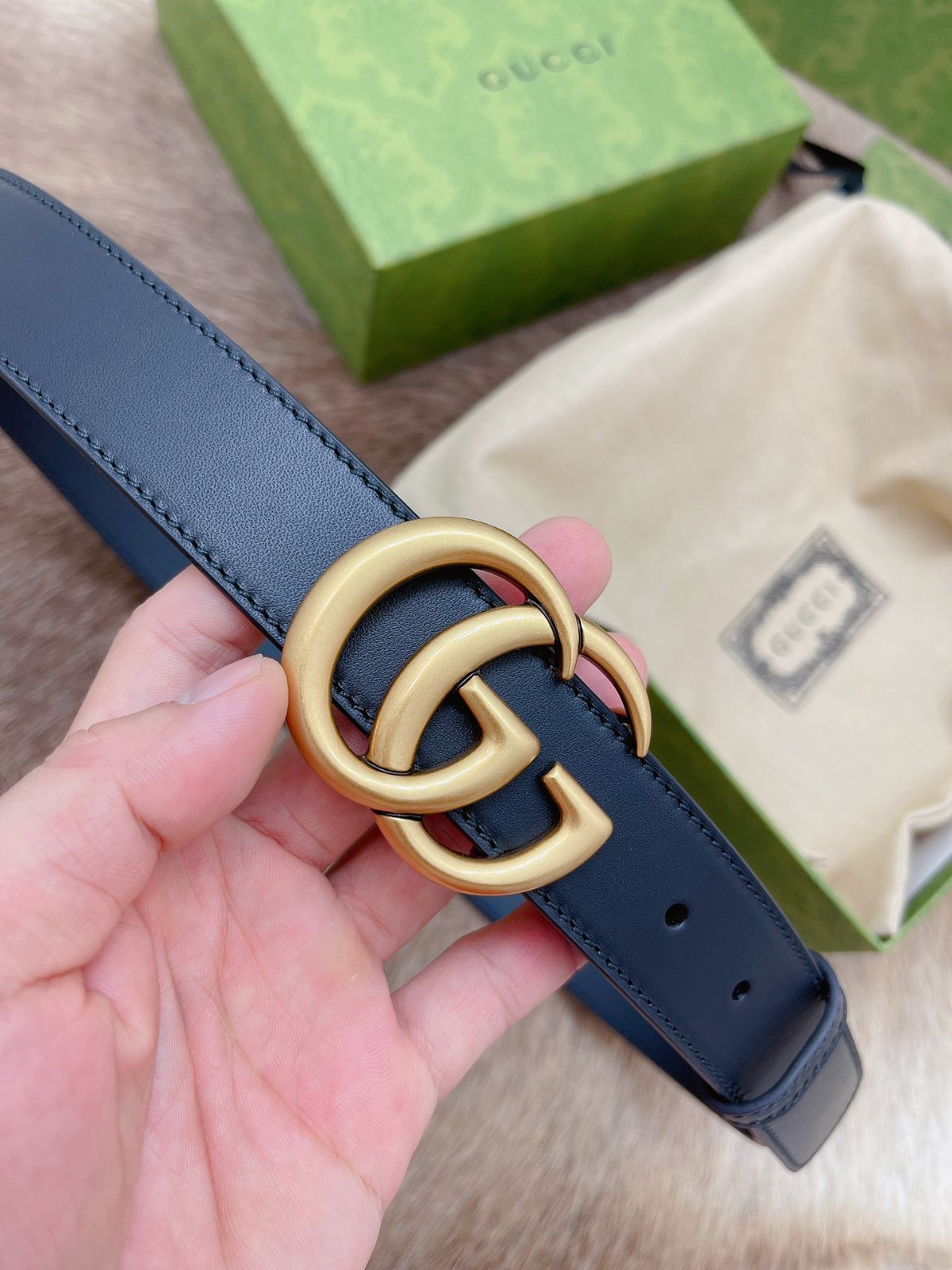 今日特価】Gucci Double G 2.0cm 本革ベルト-2 - メルカリ