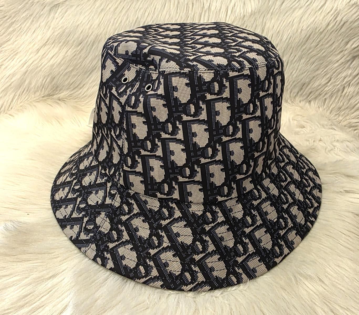 カシラ　ブリュレ　リボン付きブラックウールハット　女優帽 カシラ ウールハット リボン帽子 女優帽 カシラ ブリュレ リボン付き