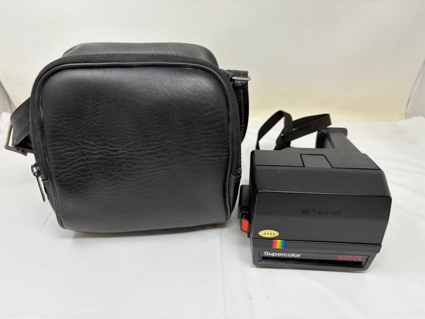 カメラ ◇Polaroid ポラロイドカメラ 635CL 本体のみ 動作未確認 現状
