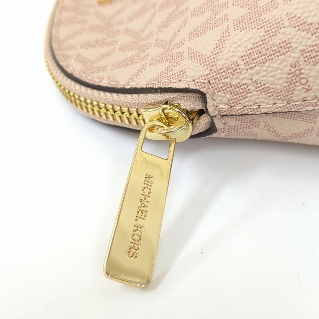 ☆ 新品　マイケルコースMICHAEL KORS ポーチピンクラメ メイクポーチ マイケルコース コスメポーチピンク メイクポーチ PVC