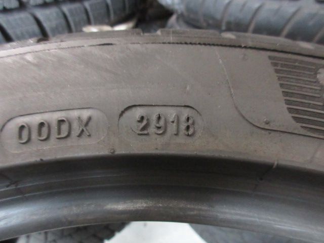 □2本のみ☆溝有り☆ 305/30R20 305/30-20 ミシュラン パイロット