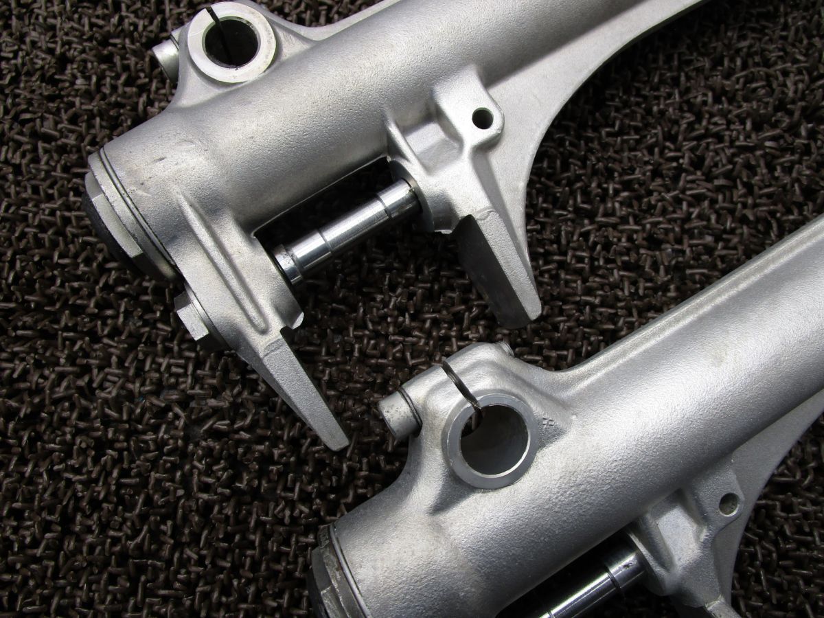 フロントフォーク A5324