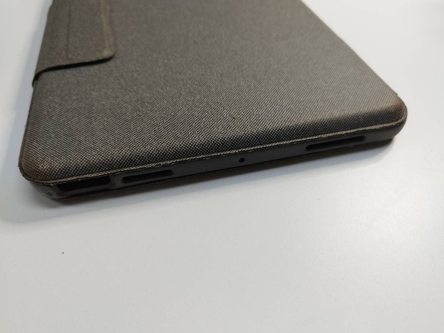 Logicool FOLIO TOUCH iPad Air ケース　新品未開封 ロジクールLogicool Folio Touch iPad 用 ipad air ケース