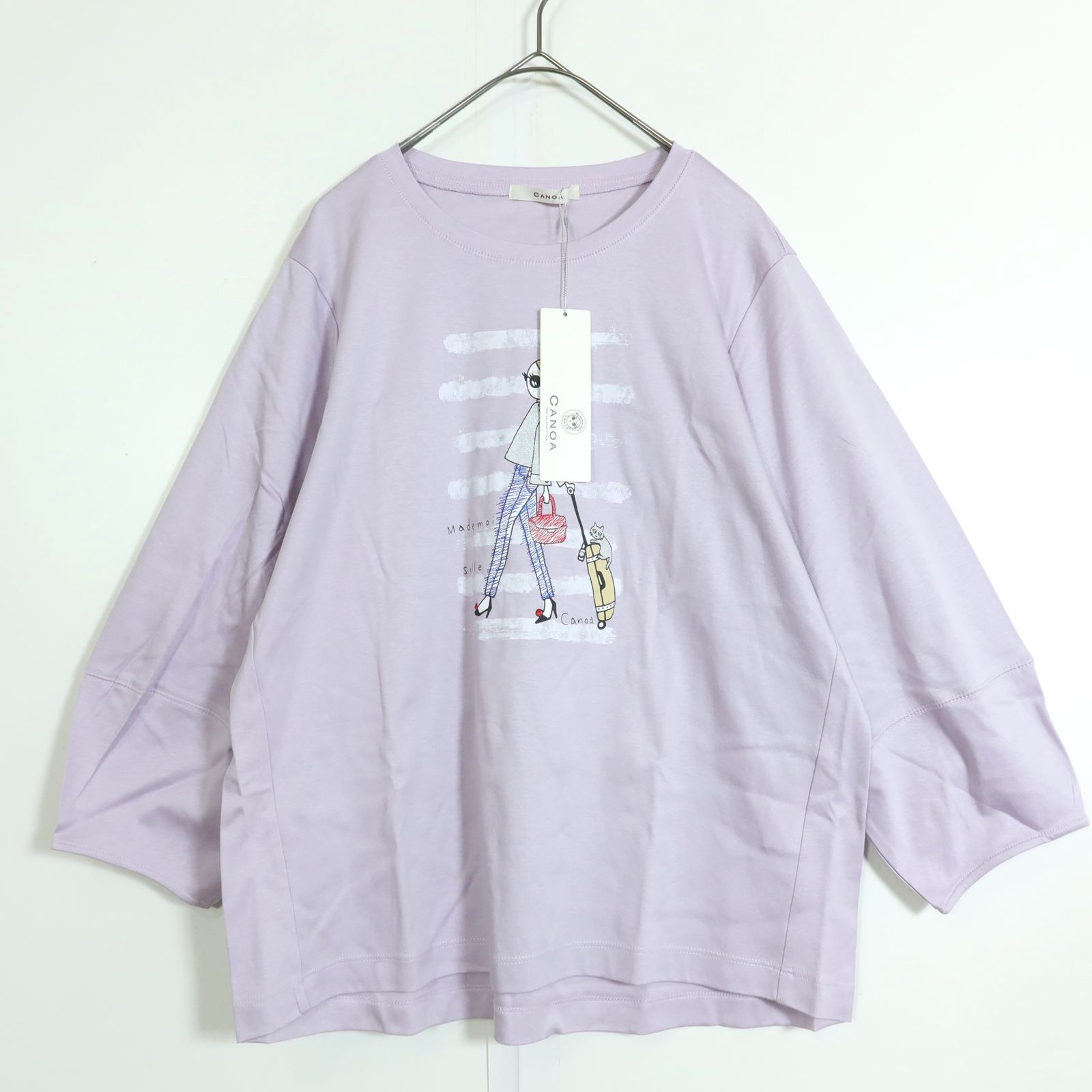 新品タグ付き!】カノア☆七分袖カットソー パリジェンヌ風プリントが 新品タグ付き!】カノア☆七分袖カットソー パリジェンヌ風プリントが